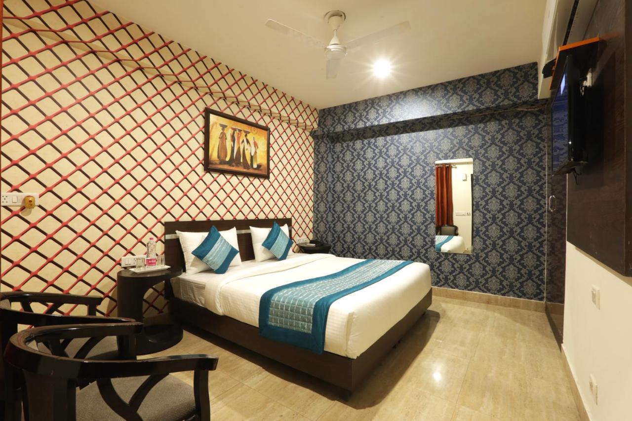 Hotel Ark Wood At Airport Nowe Delhi Zewnętrze zdjęcie