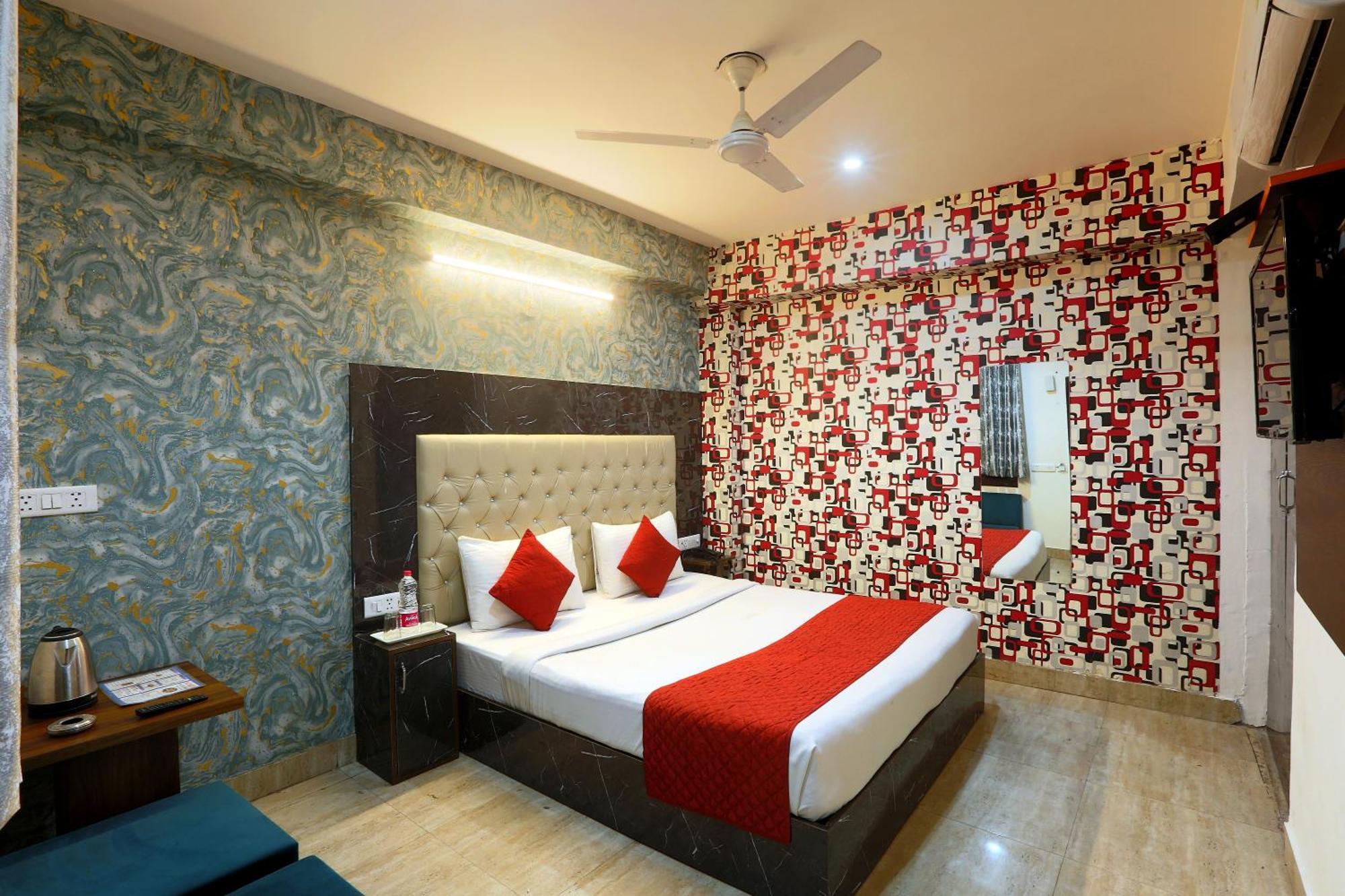 Hotel Ark Wood At Airport Nowe Delhi Zewnętrze zdjęcie