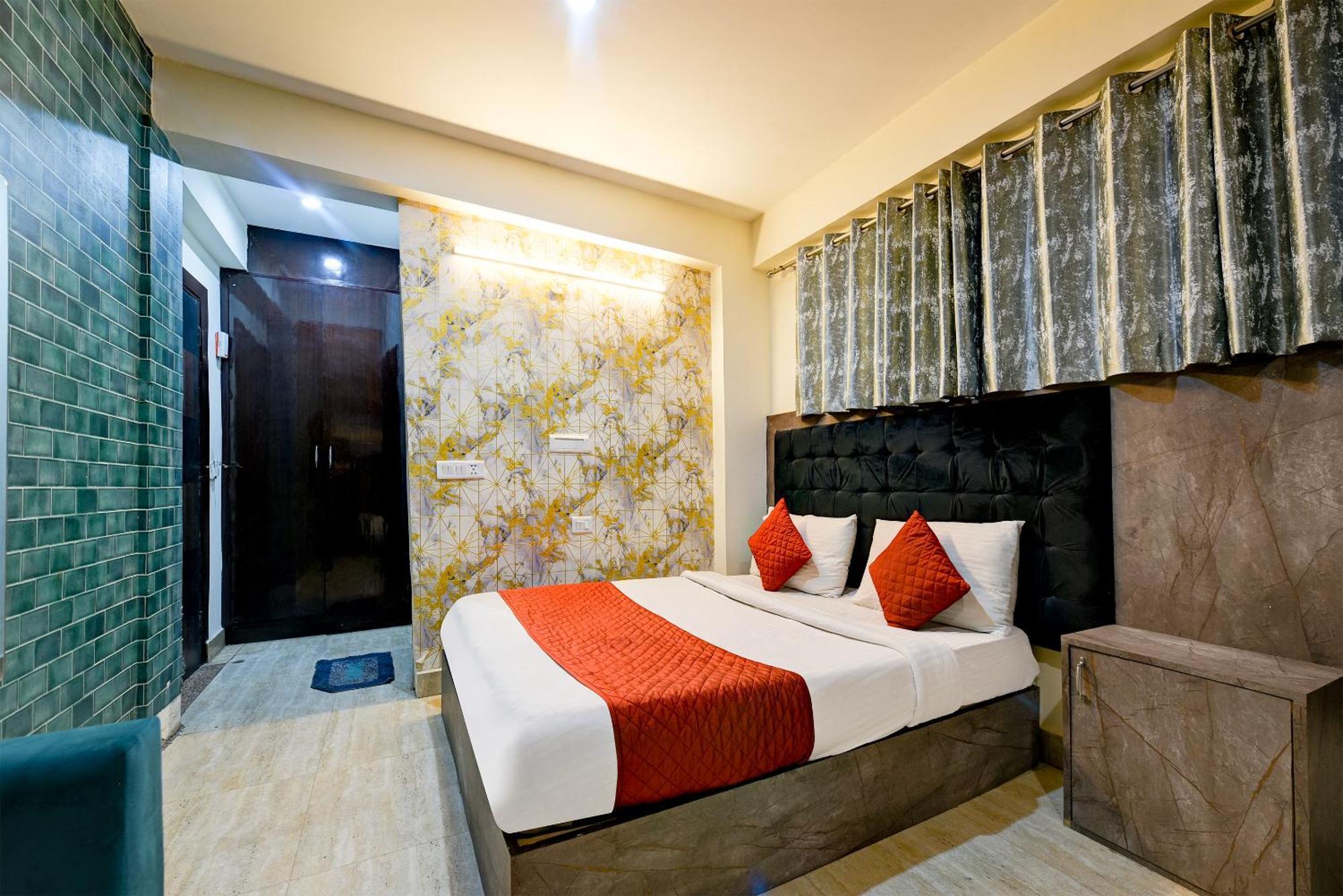Hotel Ark Wood At Airport Nowe Delhi Zewnętrze zdjęcie